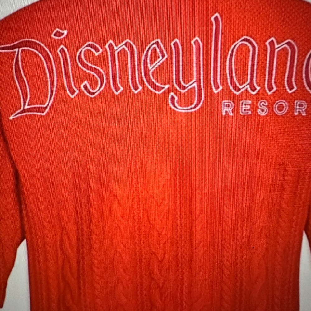 Elegant warm original Disney Jersey from Disneyland Park. Excellent condition